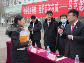 365官网与滨海新区法院联合开展法治宣传活动